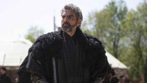 Kudüs Fatihi Selahaddin Eyyubi dizisinin 21. bölümünde Selahaddin, Bernard’ın elinden