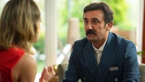 Sandık Kokusu 20. bölüm 2. fragmanda Atilla ve Lale’nin boşanmasıyla