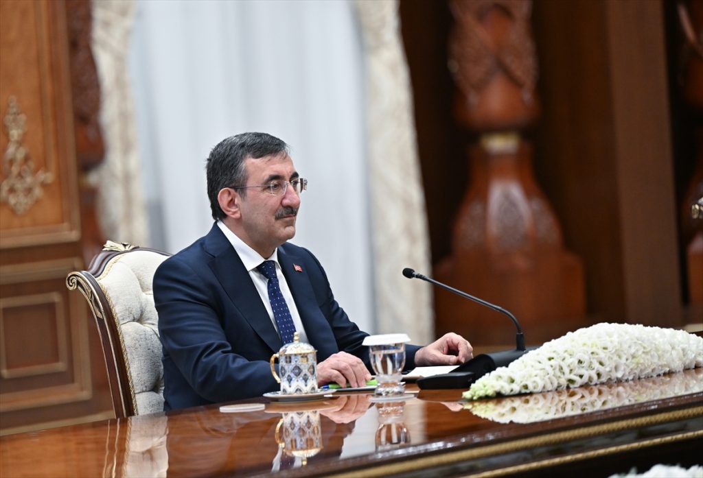 Cumhurbaşkanı Yardımcısı Yılmaz'ın Özbekistan Temasları