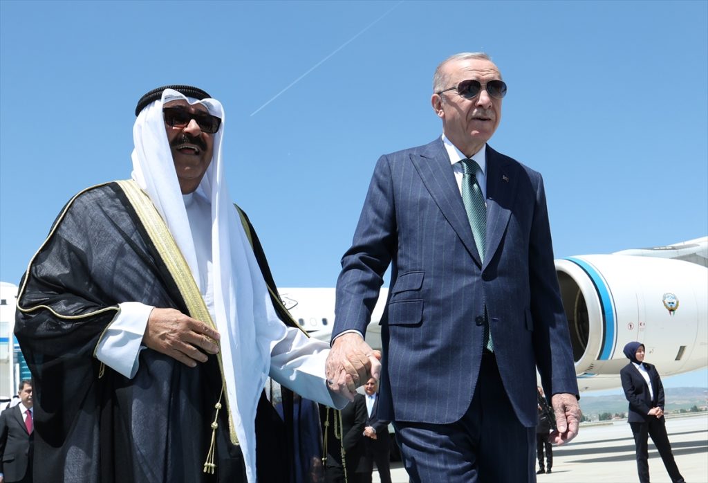 Cumhurbaşkanı Erdoğan, Kuveyt Emiri Al Sabah'ı Karşıladı