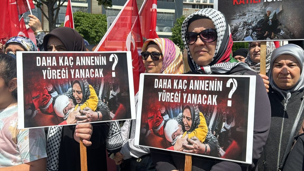 AK Parti Kadın Kolları, 81 İlde İsrail'i Protesto Etti