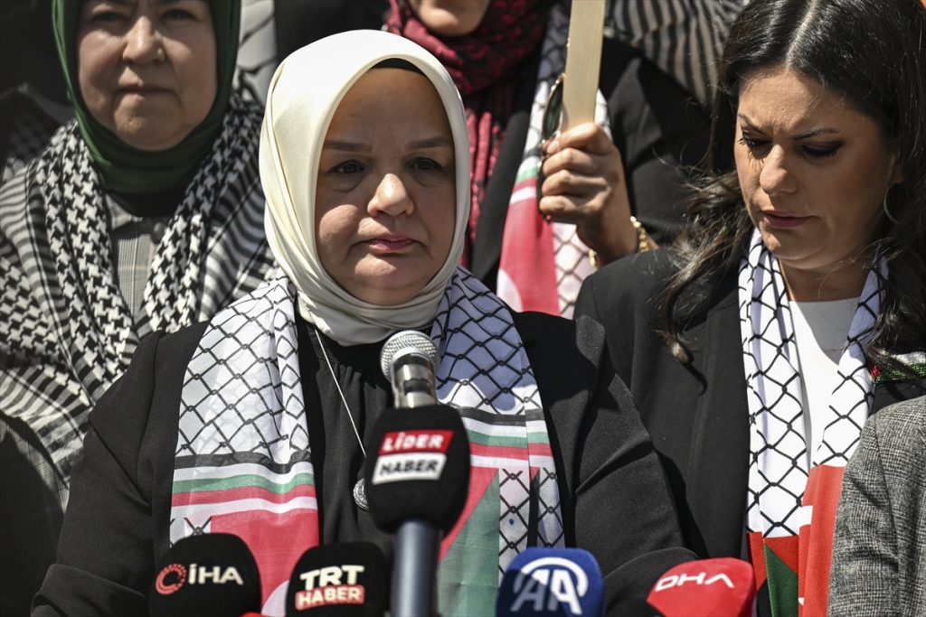 AK Parti Kadın Kolları, 81 İlde İsrail'i Protesto Etti