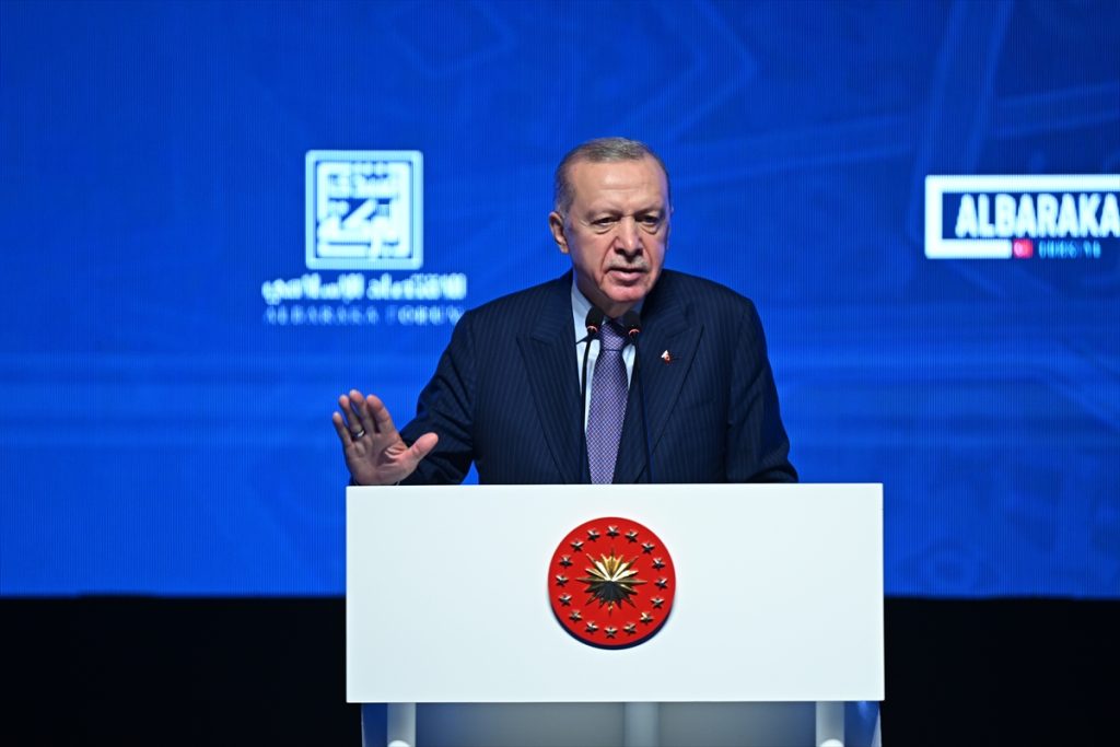 Cumhurbaşkanı Erdoğan'dan 'Yastık Altı Yatırım' Mesajı