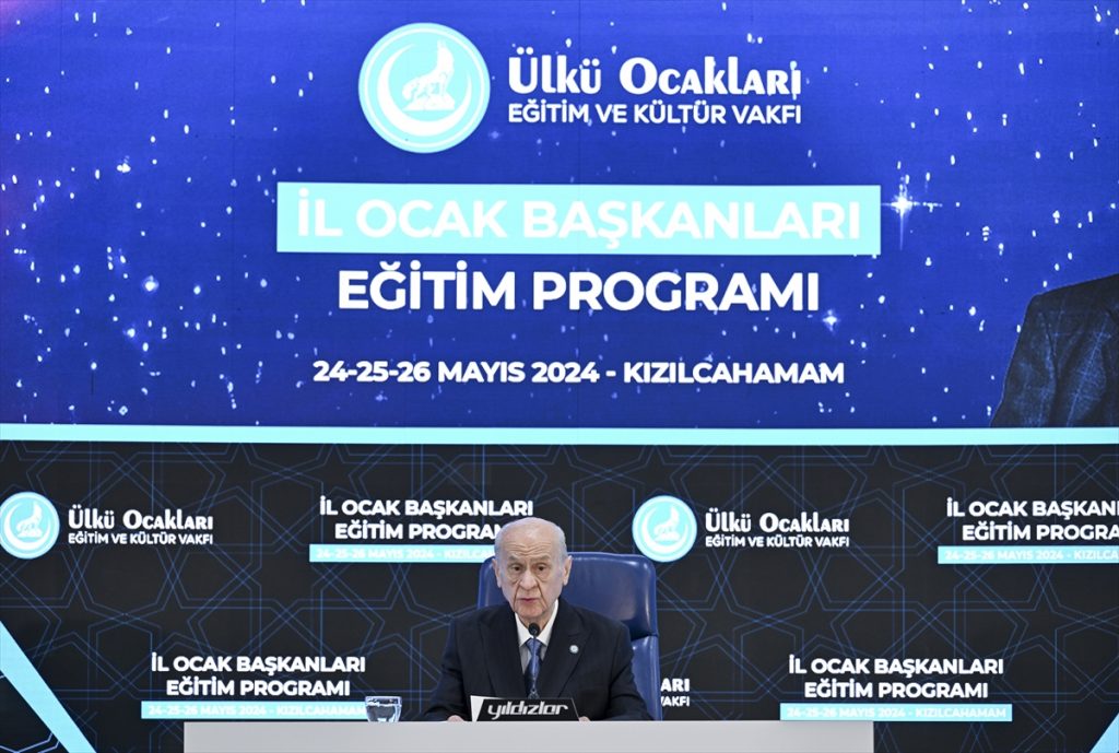 Bahçeli, Ülkü Ocakları Eğitim Programında Konuştu