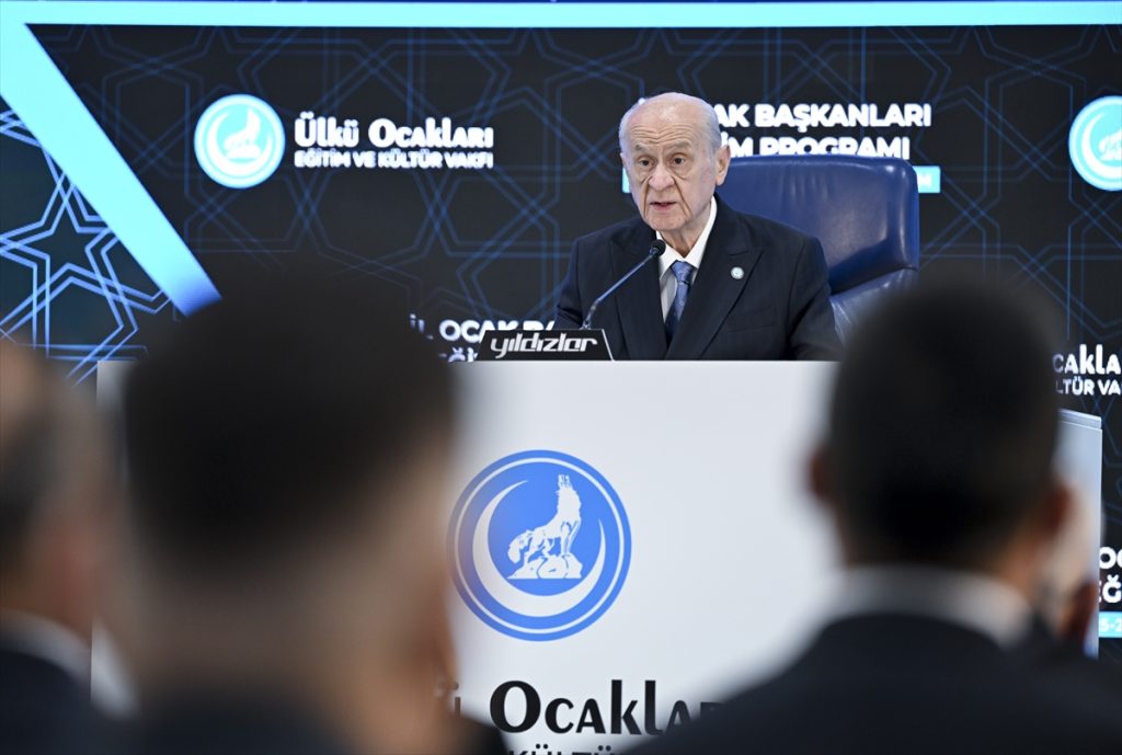 Bahçeli, Ülkü Ocakları Eğitim Programında Konuştu