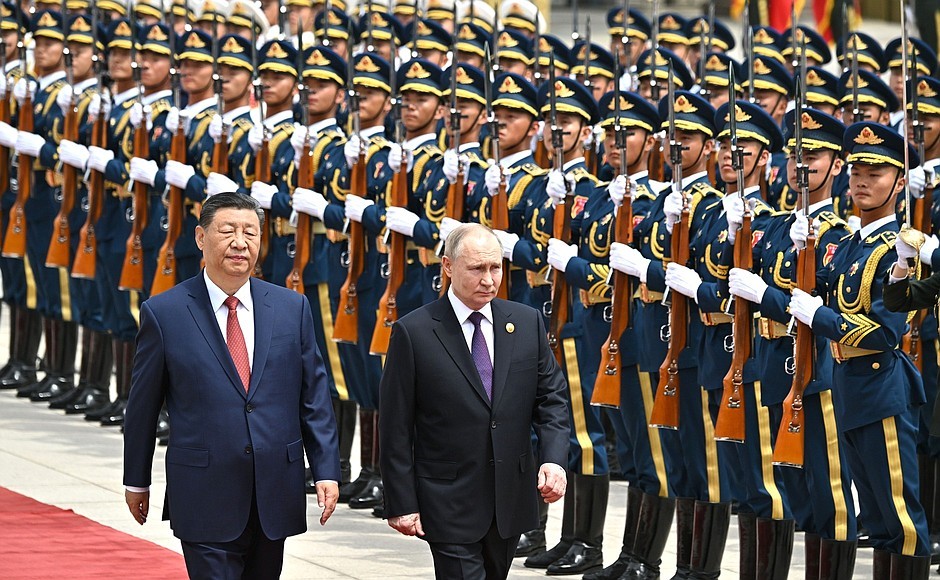 Kritik Ziyaret: Putin ve Xi Pekin’de Bir Araya Geldi