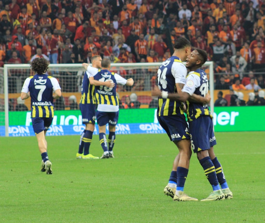 Tarihi Derbi İçin Spor Yazarları Ne Dedi?