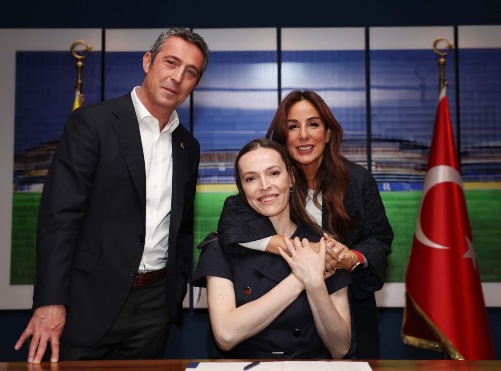 Eda Erdem, 2 Yıl Daha Fenerbahçe'de