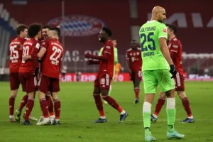 Almanya Bundesliga’da şampiyonluk yarışı hız kesmeden devam ederken, Bayern Münih,