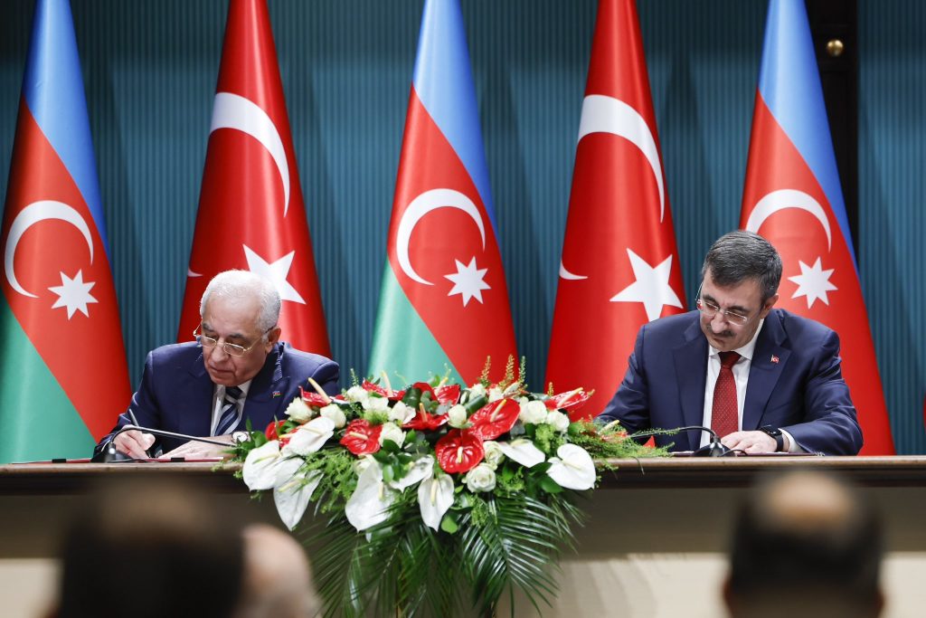Türkiye-Azerbaycan Karma Ekonomik Komisyonu'ndan Yeni Protokol