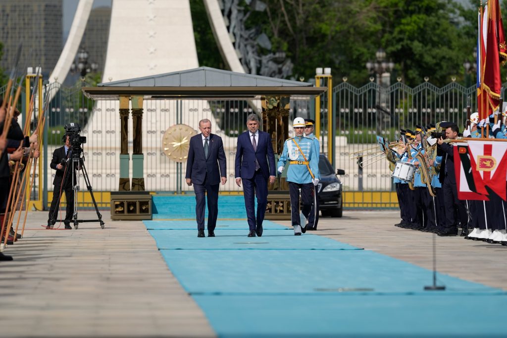 Cumhurbaşkanı Erdoğan, Romanya Başbakanı Ciolacu İle Görüştü