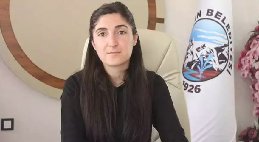 Silahlı terör örgütüne üye olmak suçundan aranan eski Ağrı Diyadin