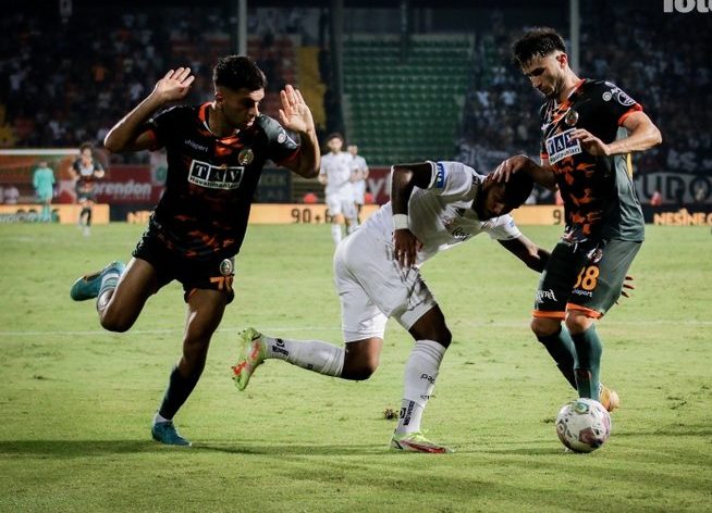 CANLI MAÇ İZLE! Alanyaspor - Beşiktaş Canlı Şifresiz Donmadan HD Maç İzle! 12 Mayıs Günü Alanyaspor - Beşiktaş maçı nereden hangi kanaldan izlenir?