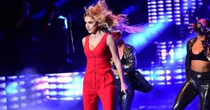 Ünlü şarkıcı Hadise, Diyarbakır’da verdiği konserle magazin gündeminde büyük ses