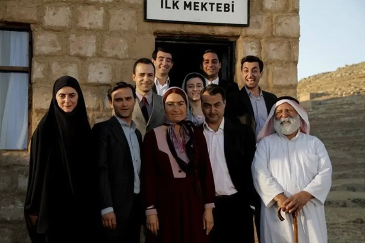 Hükümet Kadını Filmin Ana Konusu Nedir, Nerede Çekildi? Hükümet Kadını Oyuncuları Kimdir, Gerçek Hikayemi Mi?