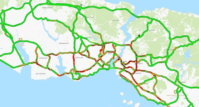 İstanbul Trafiğine Sağanak Etkisi