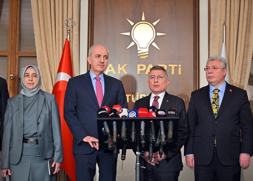 TBMM Başkanı Numan Kurtulmuş, yeni anayasanın içeriğine ilişkin görüşmelerin ekim