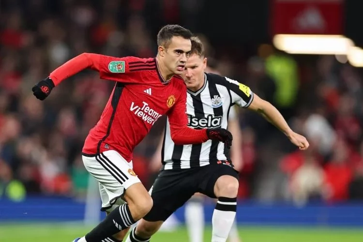 Manchester Utd - Newcastle Kaçak Canlı İzle! BeIN Sports 3, Taraftarium24, Selçuk Sports HD, Twitter ve Justin TV Linki: 2024