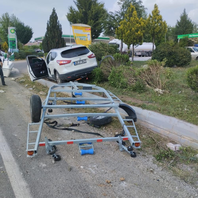 Mansur Yavaş'ın Ağabeyi Burdur'da Trafik Kazası Geçirdi
