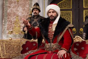 Yönetmen koltuğunda Şafak Bal ve Yıldıray Yıldırım’ın yer aldığı, senaryosunu