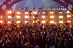 Galatasaray Şampiyonluk Kutlaması Ne Zaman? Galatasaray‘ın resmi internet sitesinde yapılan