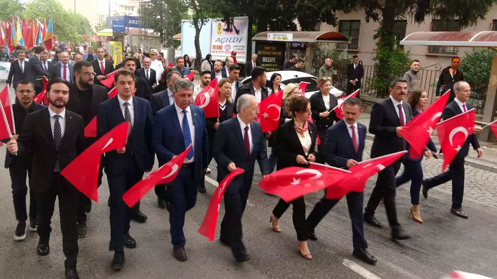 19 Mayıs Samsun, Çanakkale, Antalya, Mersin, Şanlıurfa, Kahramanmaraş, Balıkesir ve Ordu'da Coşkuyla Kutlandı