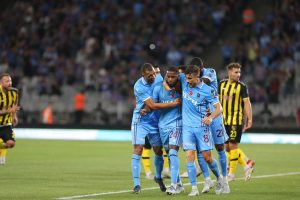 Trabzonspor’un ceza alması nedeniyle seyircisiz oynanacak maçı Emre Kırgın yönetecek.