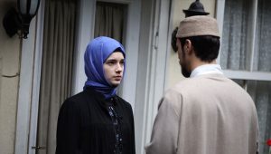 Kızıl Goncalar 22. bölüm fragmanı yayınlandı! Cüneyd Zeynep’i boşayacak mı?