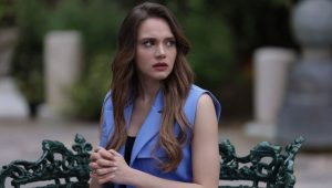 Hudutsuz Sevda 32. bölüm fragmanı yayınlandı! Zeynep boşanma kararı veriyor