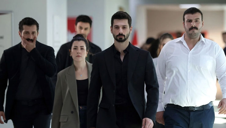 Hudutsuz Sevda dizisi final mi yaptı, neden yok, haftanın hangi günü yayınlanıyor, hangi kanalda? 30 MAYIS