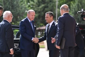 Cumhurbaşkanı Recep Tayyip Erdoğan’ın avukatı Hüseyin Aydın, CHP Genel Başkanı
