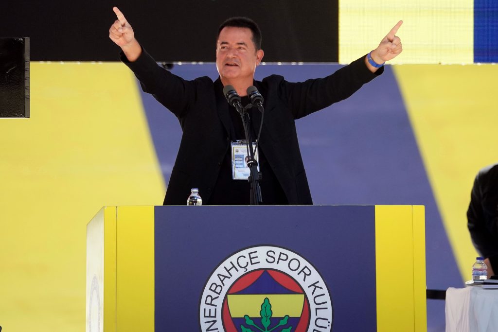 Acun Ilıcalı: Yenilmez Fenerbahçe İçin 24 Saat Çalışıyoruz