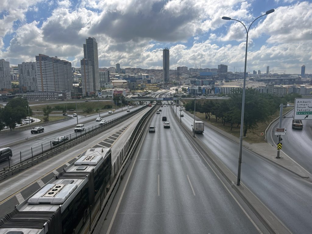 Tatilin İlk Gününde İstanbul'un Yolları Boş Kaldı