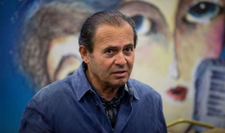 Ayhan Sicimoğlu Kimdir? Biyografisi, Kariyeri ve Hayatı