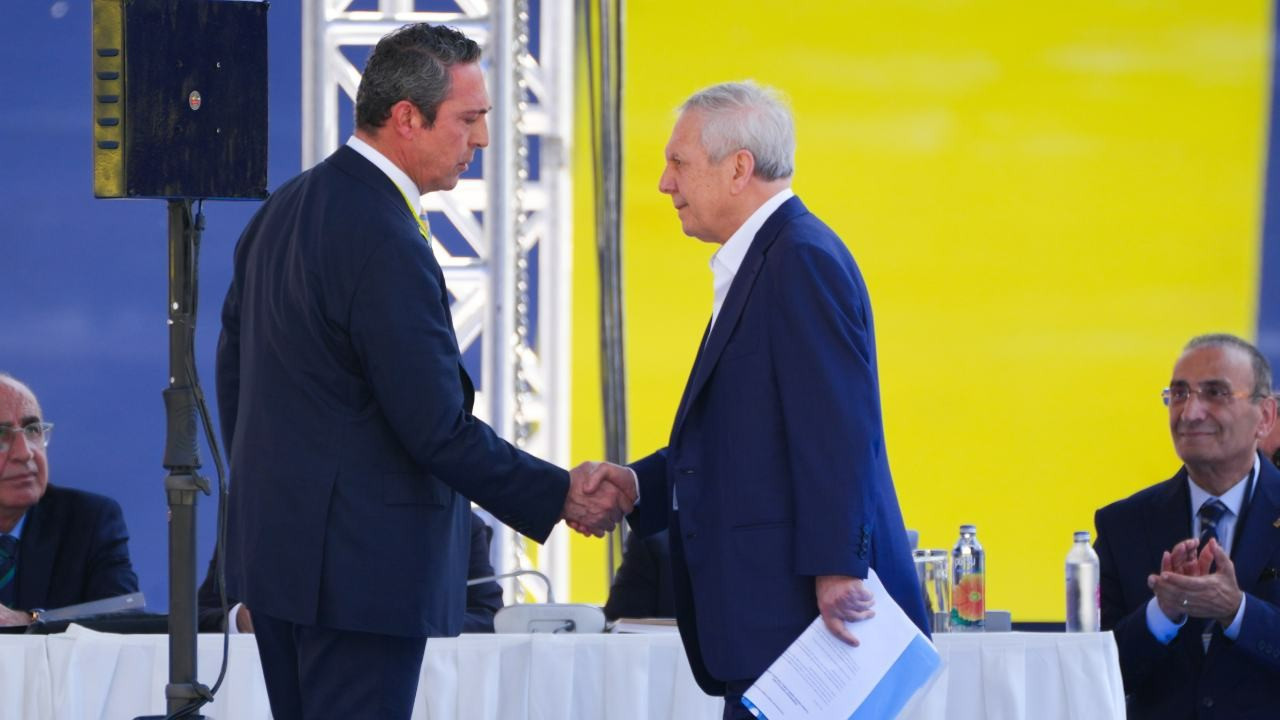CANLI İZLE! Fenerbahçe'de Başkanlık Seçimi: Aziz Yıldırım mı Ali Koç mu?