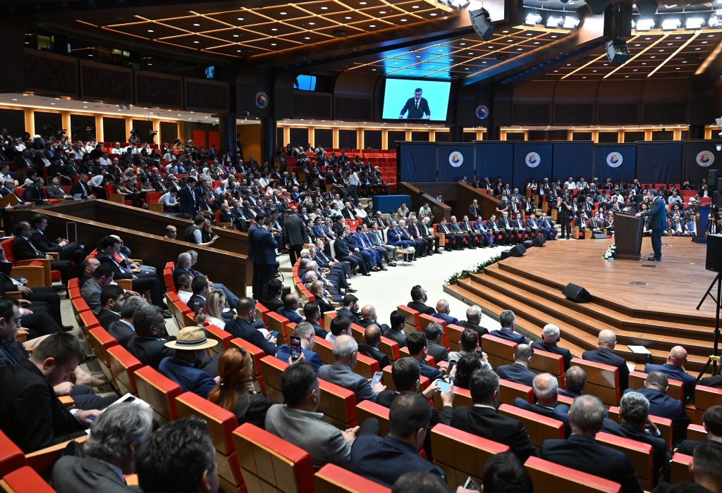 Yılmaz, Türkiye-Özbekistan İş Forumu'nda Konuştu