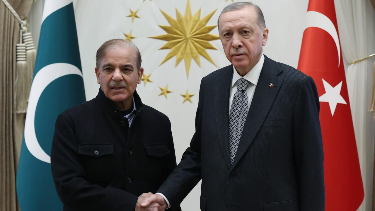 Erdoğan ve Şahbaz Şerif'ten Ortak Mesaj: İslam Dünyası İçin Birlik ve Beraberlik