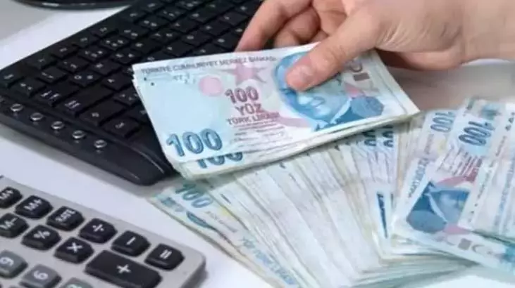 Emekli Maaşları Bugün Bayramdan Önce Ödenecek mi? Memur ve Emekli Maaşları Bugün Bayram Öncesi Hesaplara Yatacak mı?