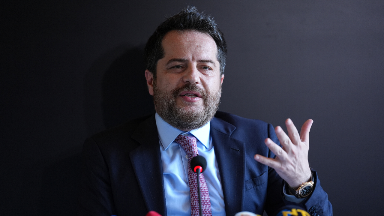 Erden Timur Kimdir? Kaç Yaşında? Ne İş Yapıyor?