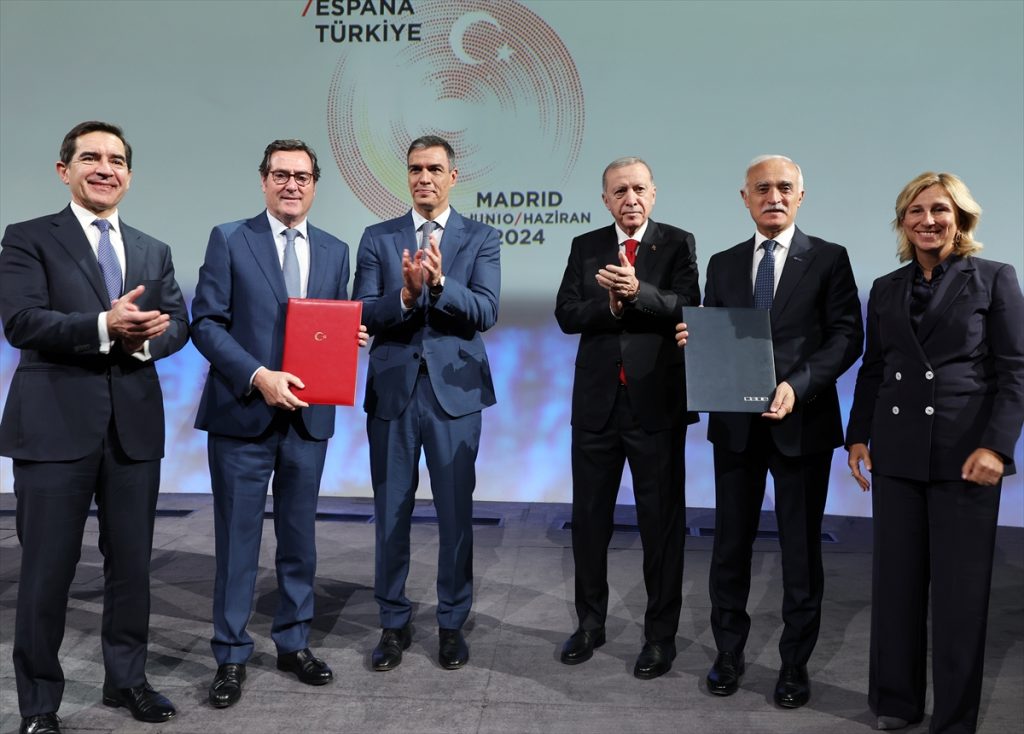 Sanchez Türk Milletinin Gönlünde Müstesna Bir Yer Edindi