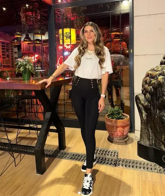 Survivor Merve Aydın Aslen Nereli, Boyu Kaç, Biyografisi, Evli Mi, Eşi Kim, Çocuğu Var Mı, Kaç Yaşında?