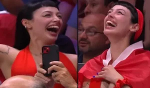 Milli Kadın Voleybol Takımı’nın ABD’yi mağlup ettiği maçta sevinç anında