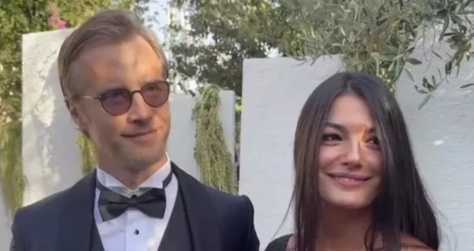 Yabancı Damat'ın Niko'su Özgür Çevik Müjdeli Haberi Verdi ''Evleniyor''