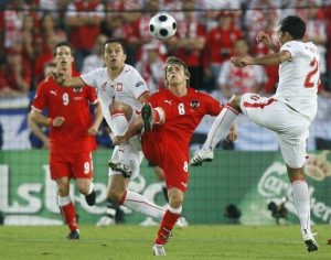 EURO 2024’te ilk maçlarını kaybeden Polonya ve Avusturya bugün karşılaşacak.