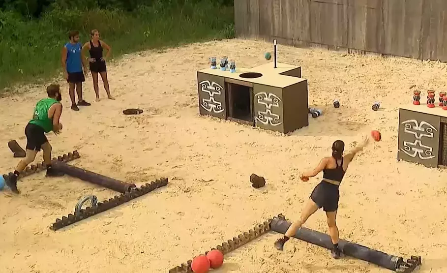 Survivor 8 Haziran Dün Akşam Dokunulmazlık Oyununu Kim Kazandı? Survivor Dokunulmazlık Oyununu Ogeday mı Nefise mi Kazandı?