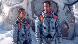 Ay’ın Düşüşü (Moonfall), Roland Emmerich tarafından yönetilen ve yazılan, aksiyon