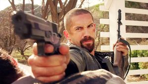 Televizyon ekranlarında ve beyaz perdede büyük beğeni toplayan Yakın Mesafe