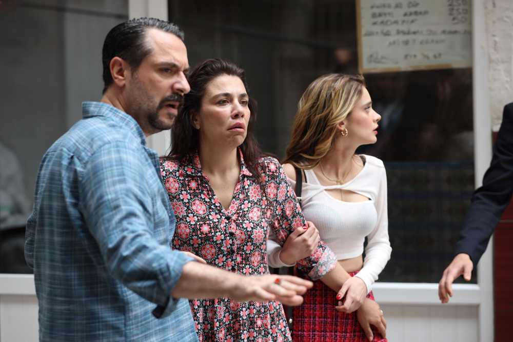 Yalan (10 Haziran) Bu Akşam Var Mı, Hangi Kanalda, 3. Bölüm Yeni Fragmanı Çıktı mı?