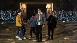 4N1K 2 filmi, sinemaseverlerin ilgisini çekmeyi başarmış ve televizyon ekranlarında