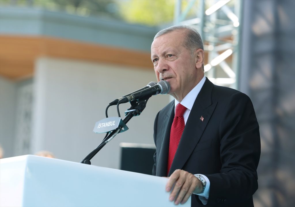 Darbeye Tiyatro Diyenleri Kıyamete Kadar Affetmeyeceğiz